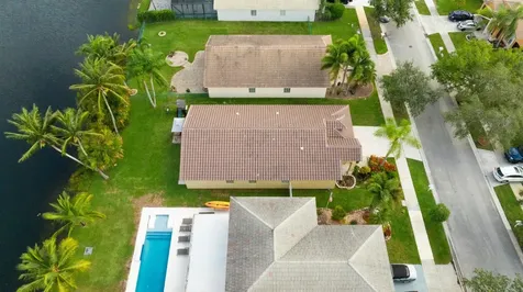 370 SW 203rd Avenue Pembroke Pines FL 33029