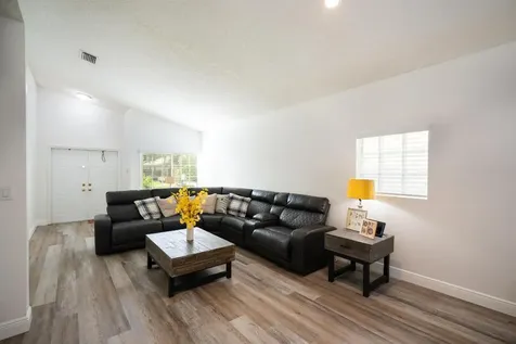 370 SW 203rd Avenue Pembroke Pines FL 33029