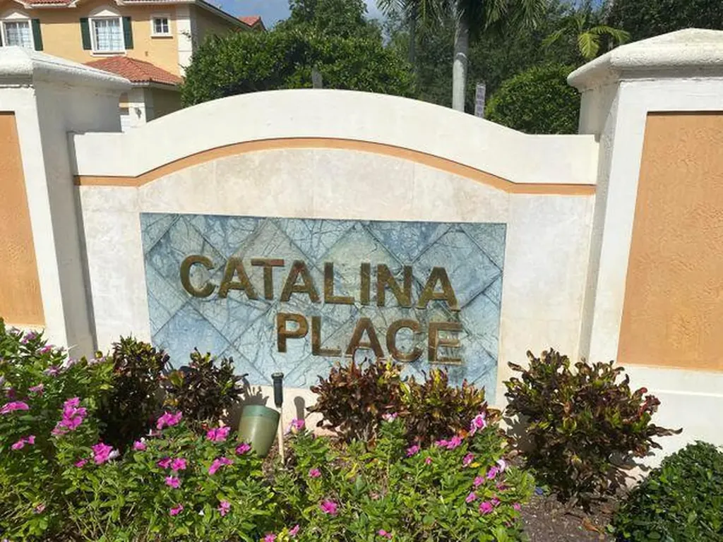 6606 Catalina Lane Tamarac FL 33321