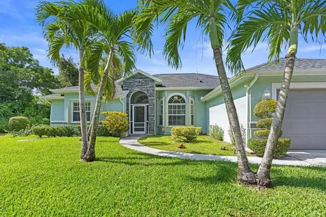 1674 SW Escobar Lane Port St Lucie FL 34953