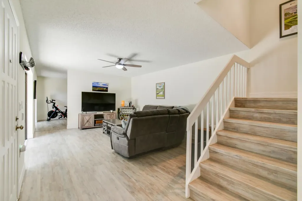 630 6th Terrace Palm Beach Gardens FL 33418