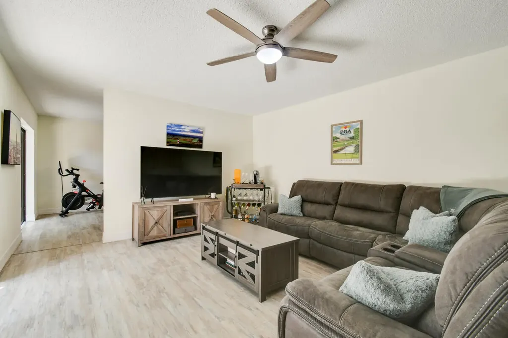 630 6th Terrace Palm Beach Gardens FL 33418