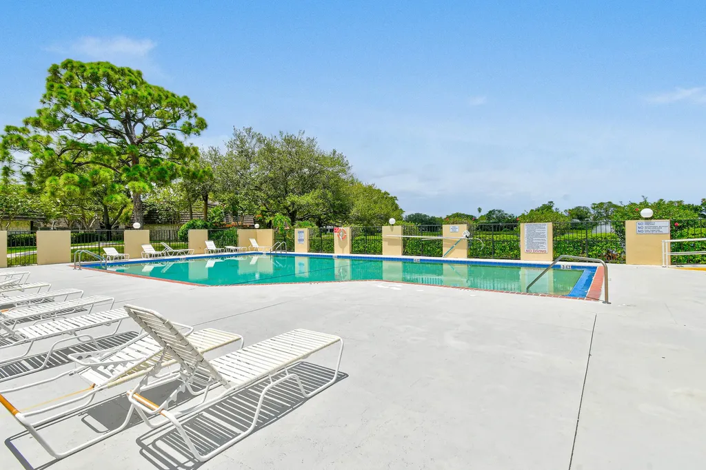 630 6th Terrace Palm Beach Gardens FL 33418