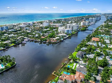 201 Palm Trail Delray Beach FL 33483