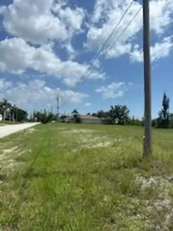2134 NW 23rd Avenue Cape Coral FL 33993