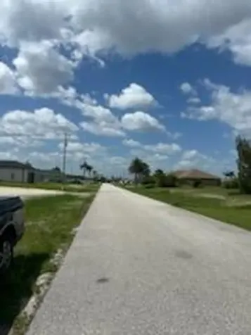 824 NE 23rd Terrace Cape Coral FL 33909