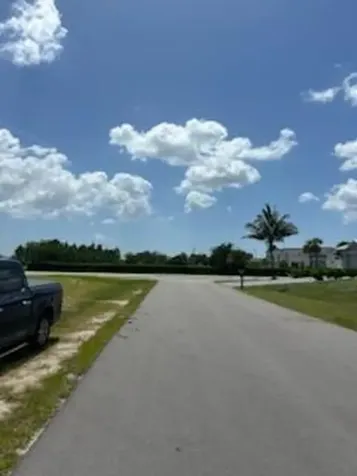 824 NE 23rd Terrace Cape Coral FL 33909