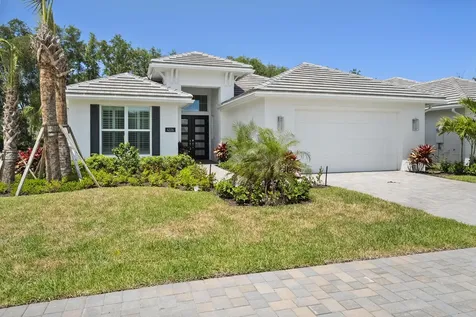 4226 Lucaya Pointe Way Vero Beach FL 32967