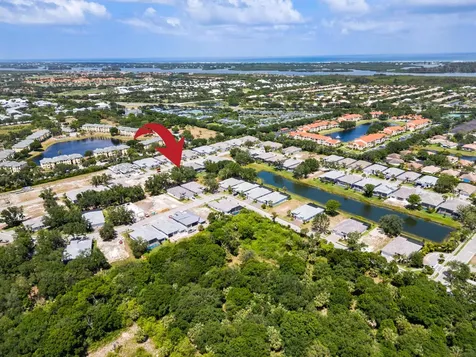 4226 Lucaya Pointe Way Vero Beach FL 32967