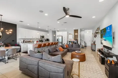 12041 Park Central Royal Palm Beach FL 33411