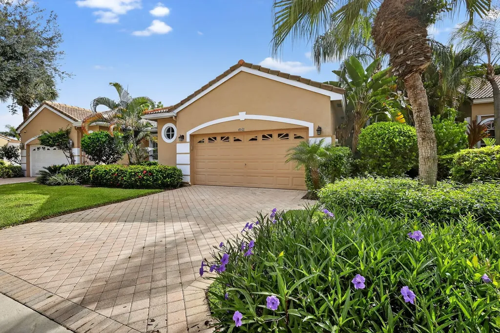 4521 Carlton Golf Drive Lake Worth FL 33449