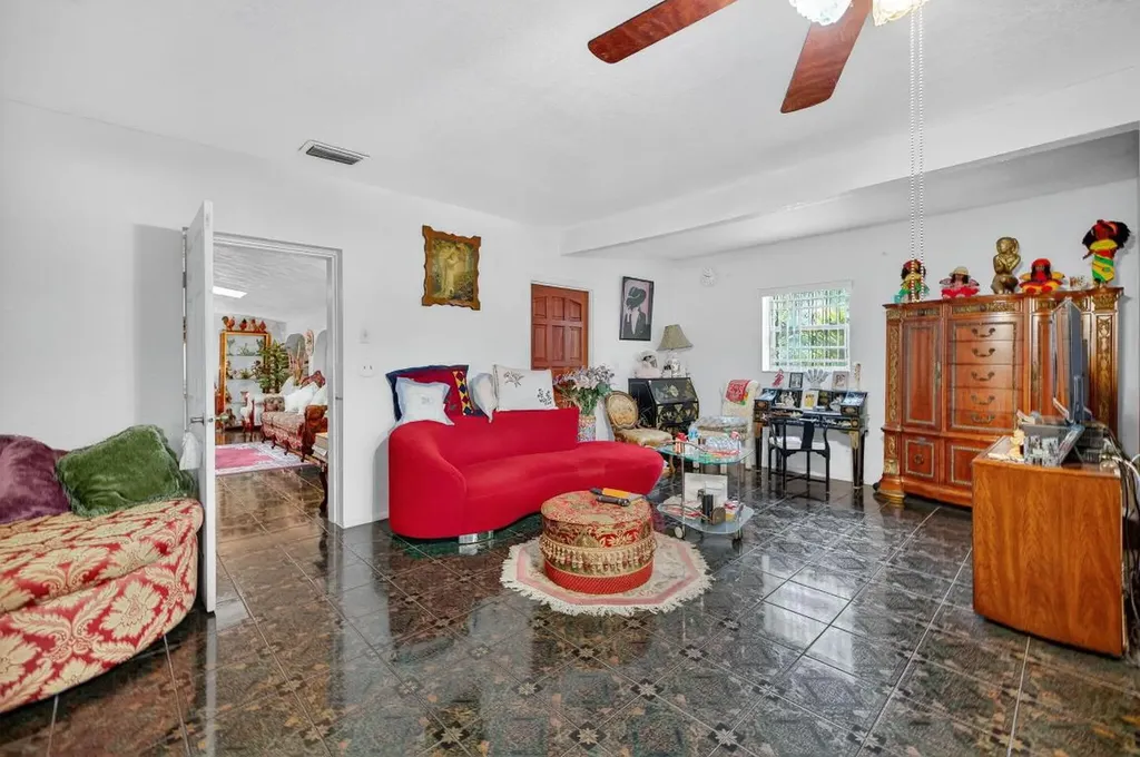 300 Florida Avenue Fort Lauderdale FL 33312