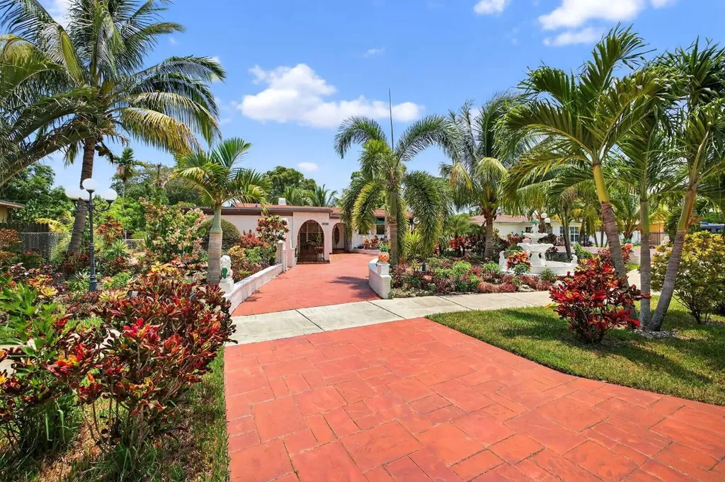 300 Florida Avenue Fort Lauderdale FL 33312