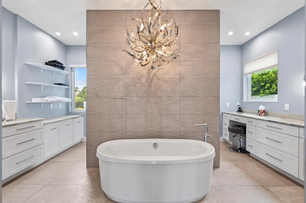 807 Dover Street Boca Raton FL 33487