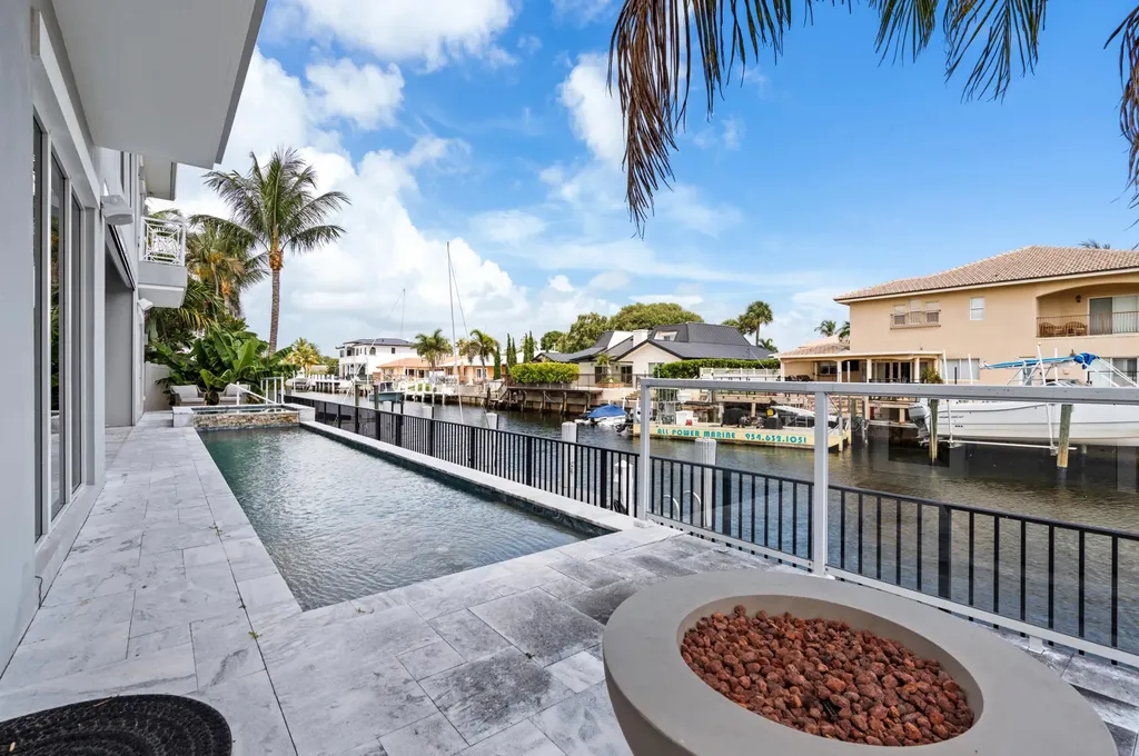 807 Dover Street Boca Raton FL 33487