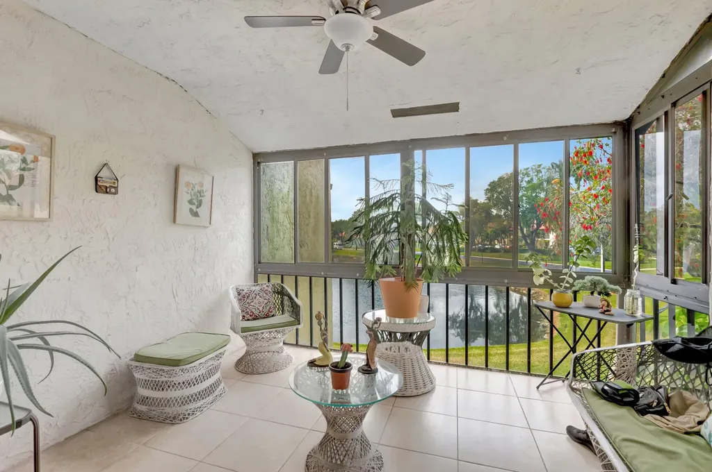 21214 Lago Circle Boca Raton FL 33433