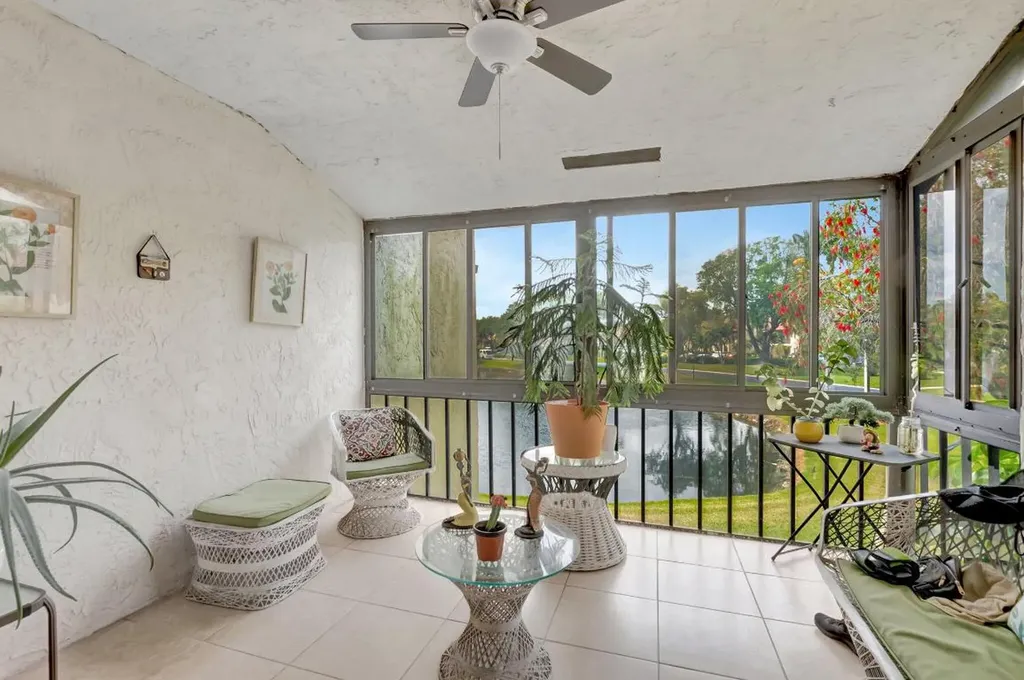 21214 Lago Circle Boca Raton FL 33433