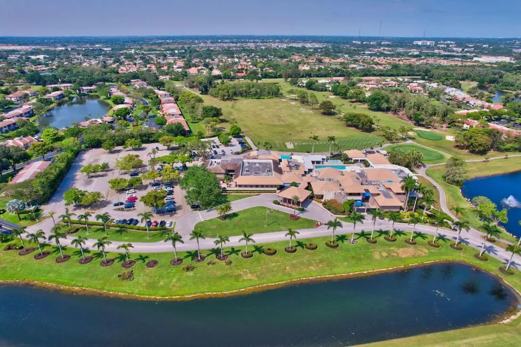 21214 Lago Circle Boca Raton FL 33433
