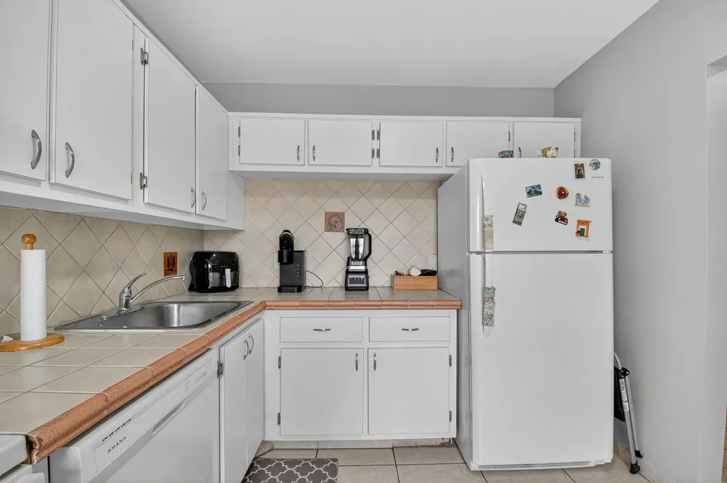 21214 Lago Circle Boca Raton FL 33433