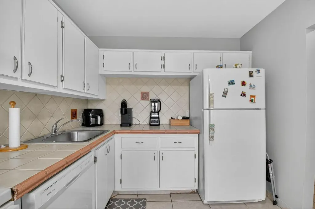 21214 Lago Circle Boca Raton FL 33433