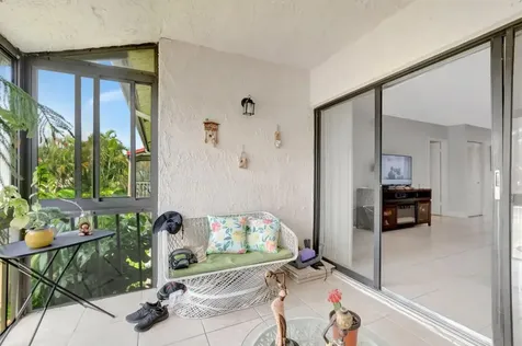 21214 Lago Circle Boca Raton FL 33433