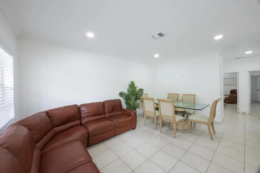 4591 Purdy Lane West Palm Beach FL 33415
