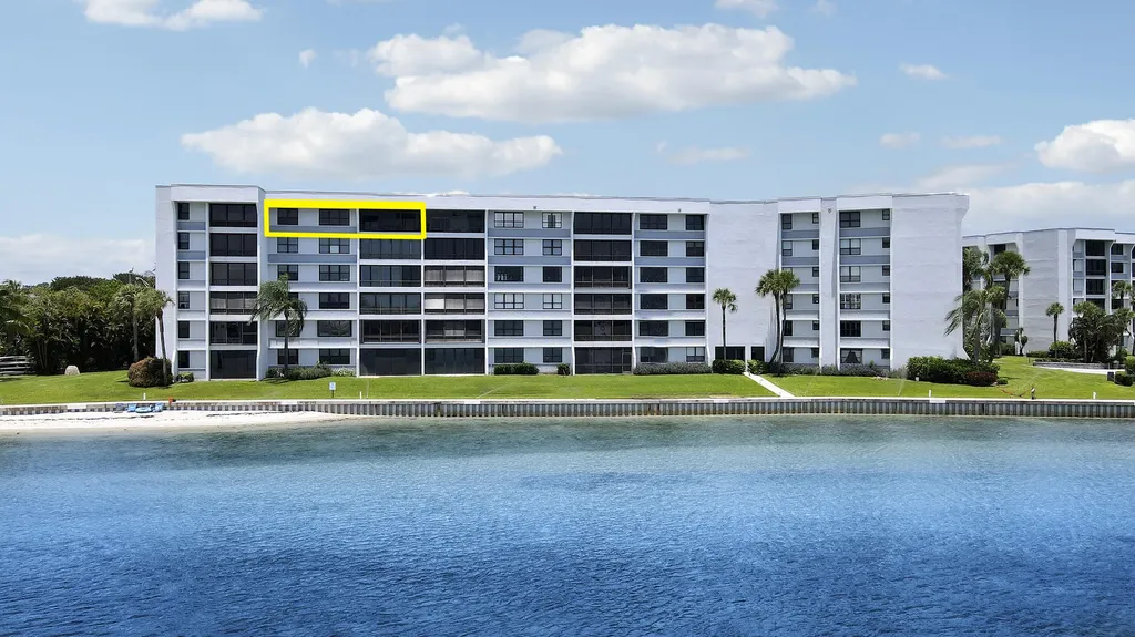 1542 Jupiter Cove Drive Jupiter FL 33469