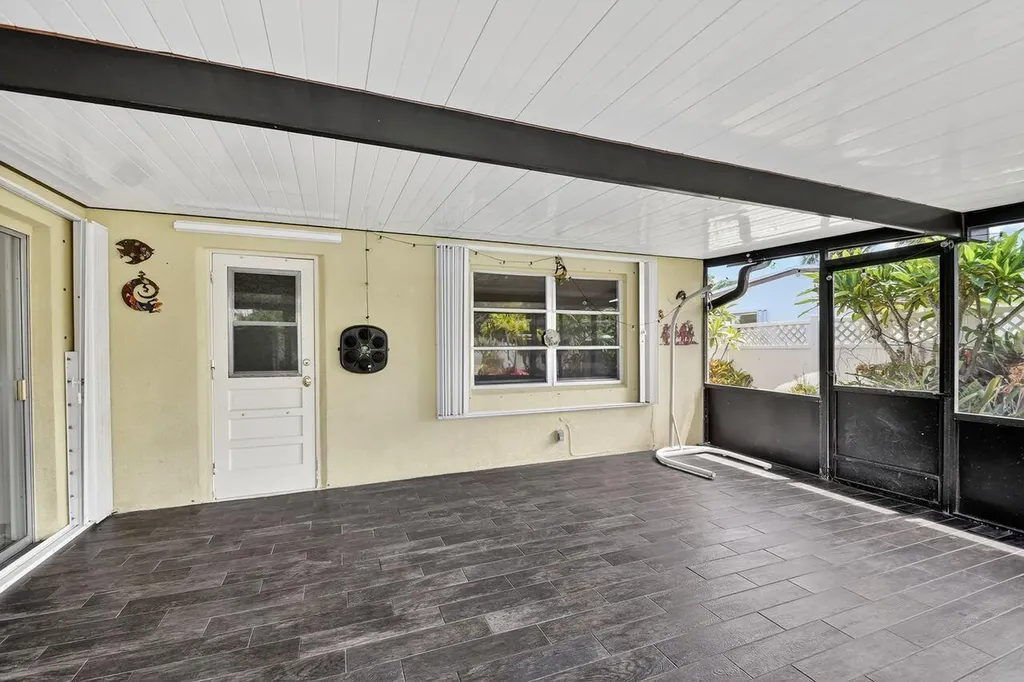 133 Greenbrier Drive Palm Springs FL 33461