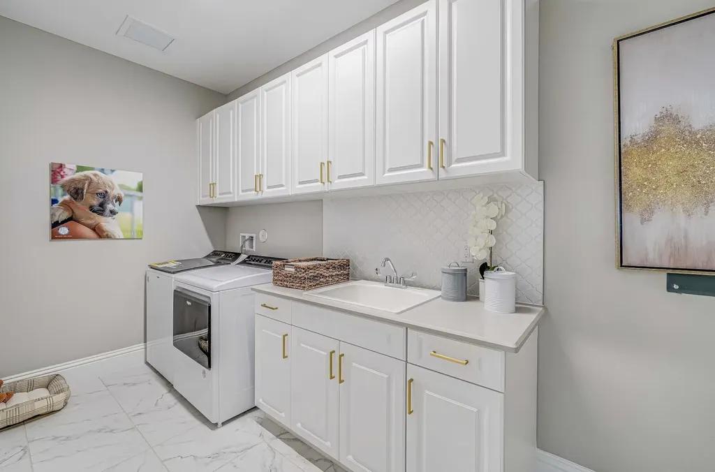 155 SE Bella Strano Port St Lucie FL 34984