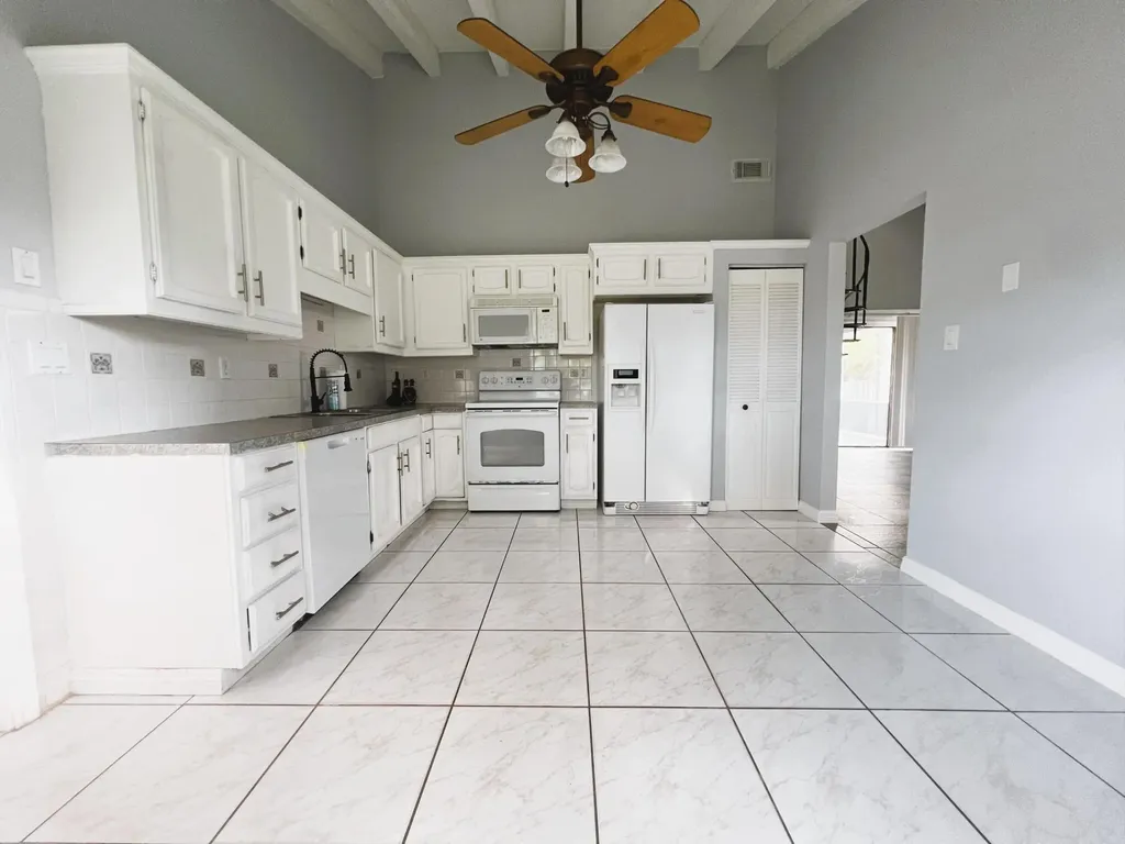 1514 SW Mercedes Avenue Port St Lucie FL 34953