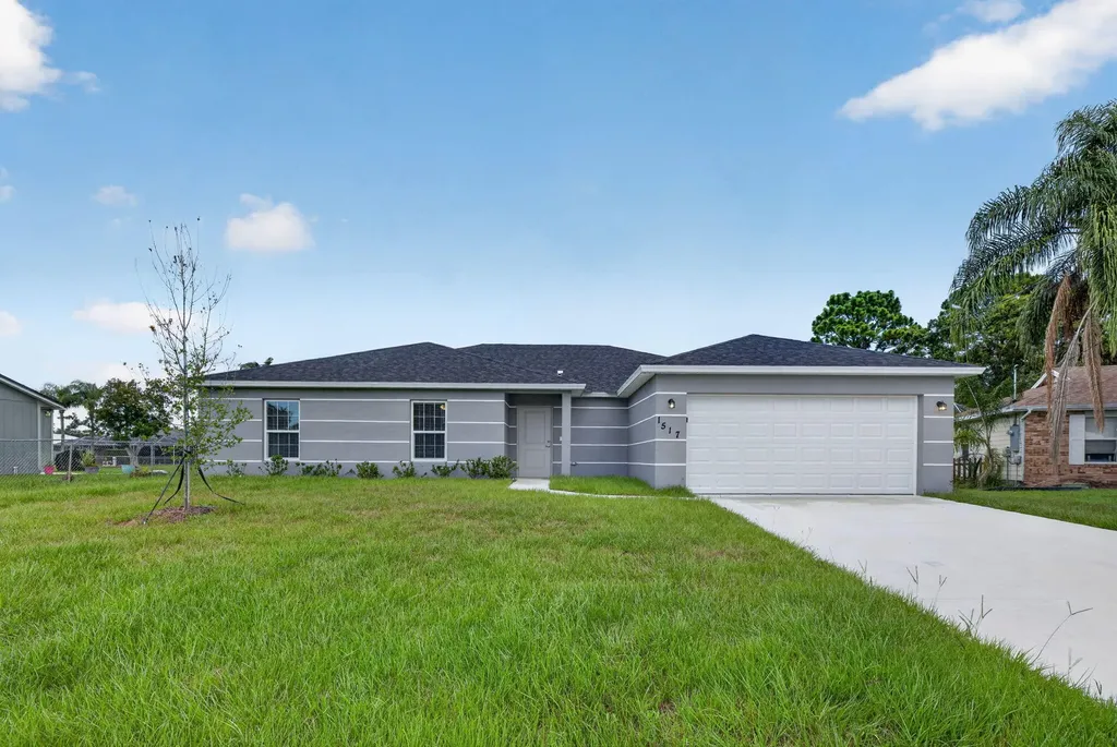 1517 SW Aledo Lane Port St Lucie FL 34953
