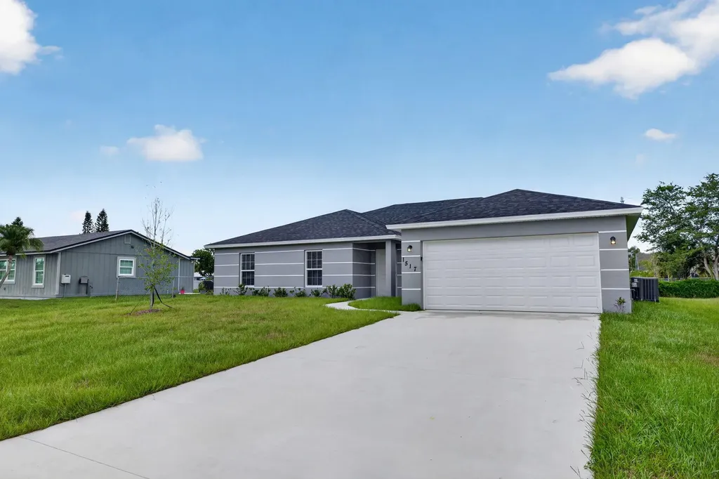 1517 SW Aledo Lane Port St Lucie FL 34953