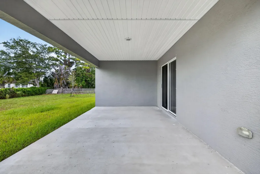 1517 SW Aledo Lane Port St Lucie FL 34953