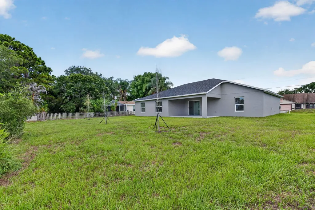 1517 SW Aledo Lane Port St Lucie FL 34953
