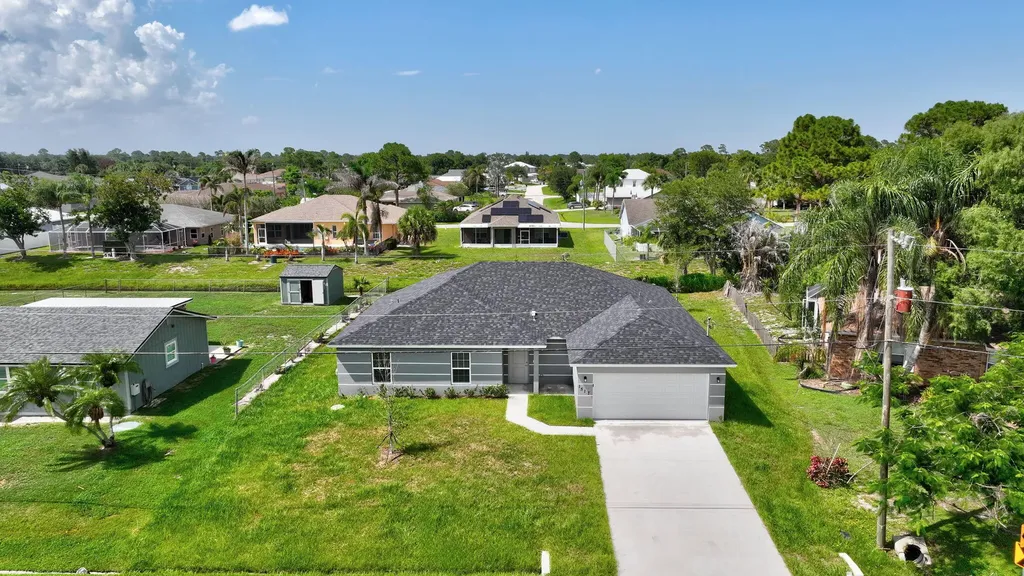 1517 SW Aledo Lane Port St Lucie FL 34953