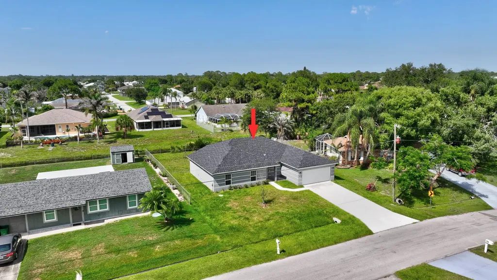 1517 SW Aledo Lane Port St Lucie FL 34953