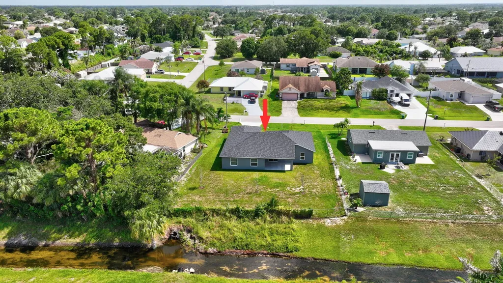 1517 SW Aledo Lane Port St Lucie FL 34953