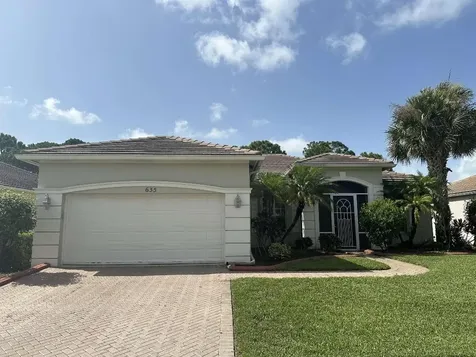 635 SW Indian Key Drive Port St Lucie FL 34986