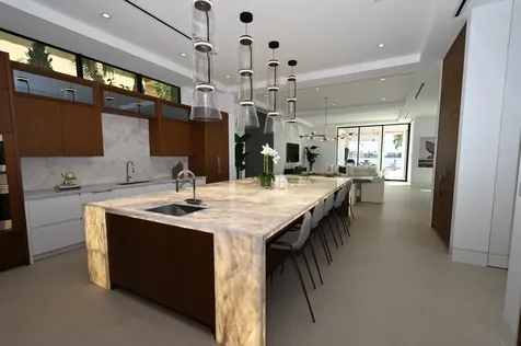2914 N Flagler Drive West Palm Beach FL 33407