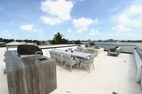 2914 N Flagler Drive West Palm Beach FL 33407