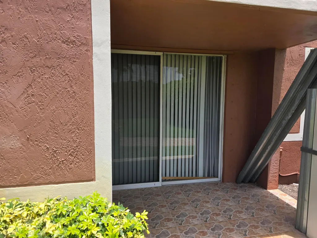 7824 Sonoma Springs Circle Lake Worth FL 33463