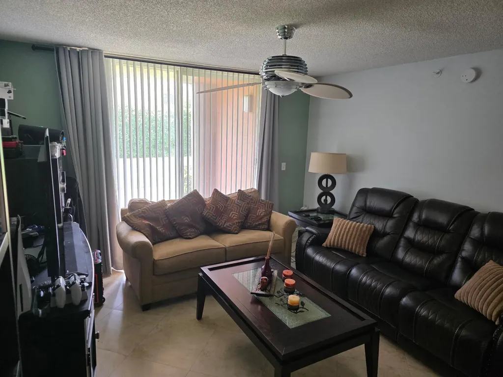 7824 Sonoma Springs Circle Lake Worth FL 33463