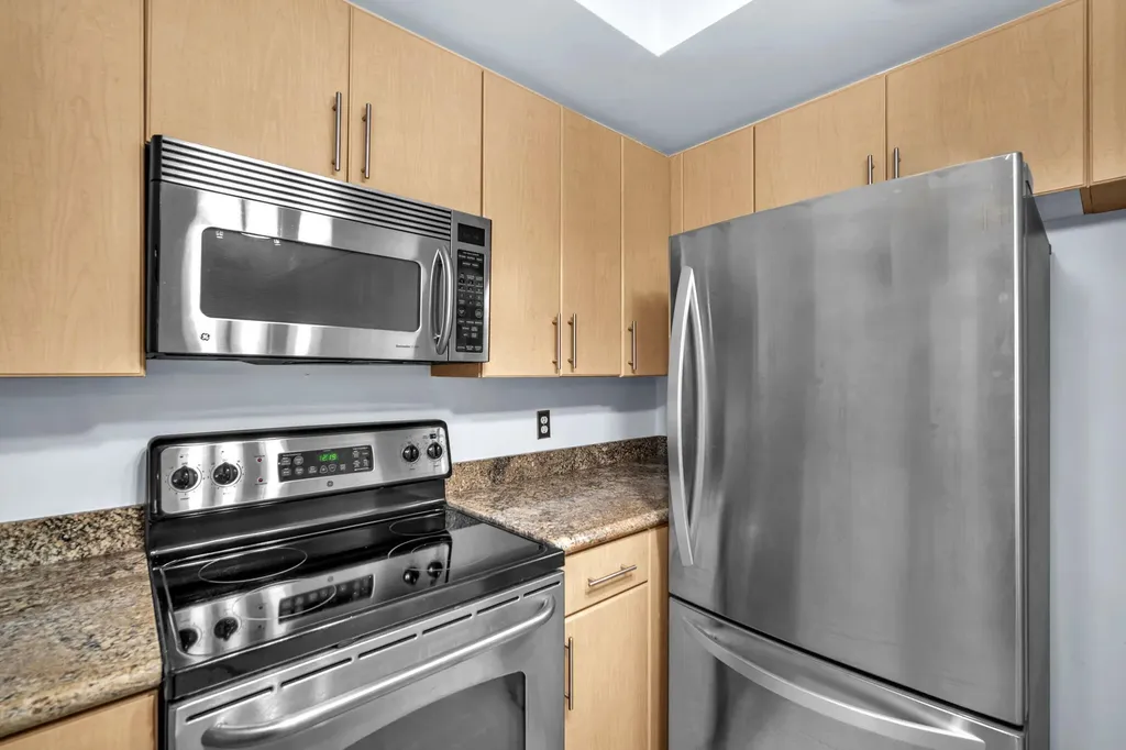 2421 NE 65th Street Fort Lauderdale FL 33308