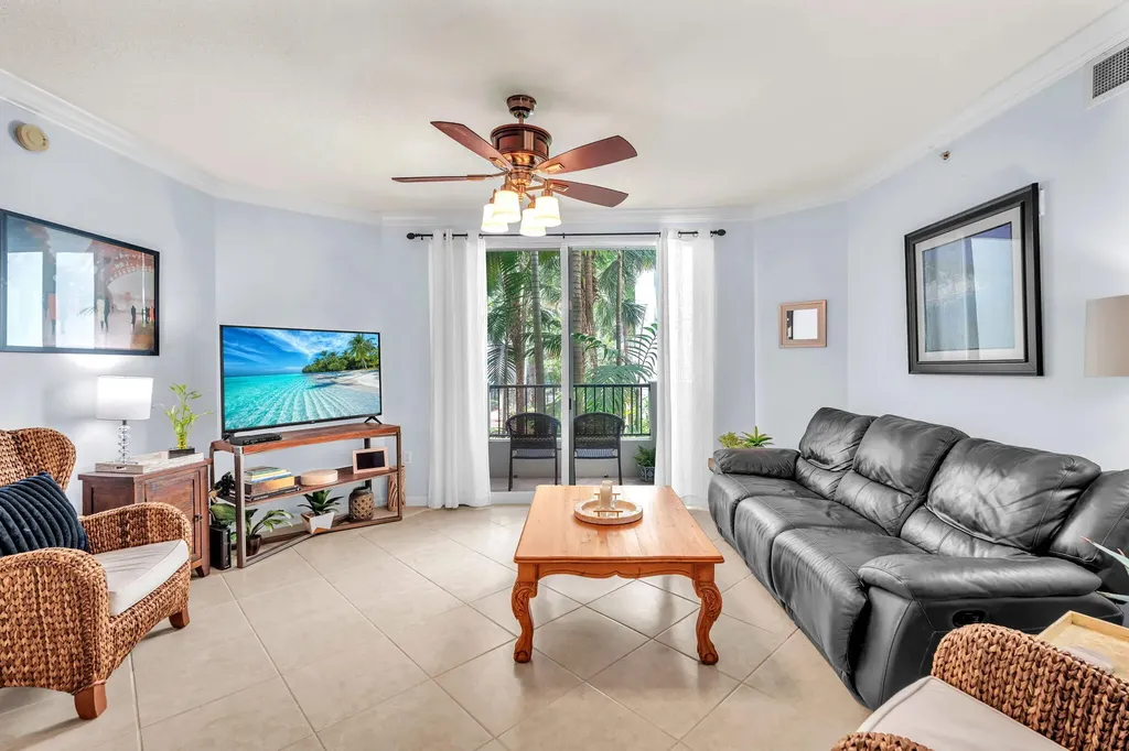 2421 NE 65th Street Fort Lauderdale FL 33308