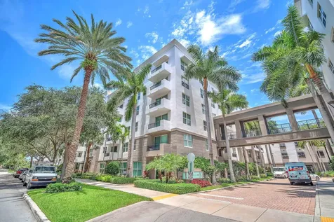 2421 NE 65th Street Fort Lauderdale FL 33308