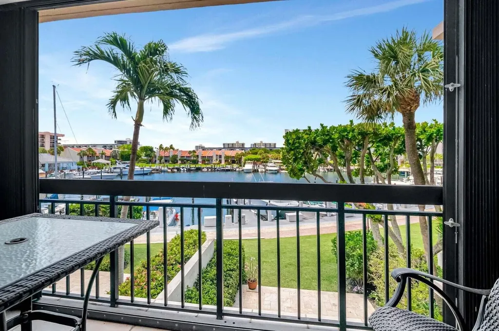 2707 N Ocean Boulevard Boca Raton FL 33431