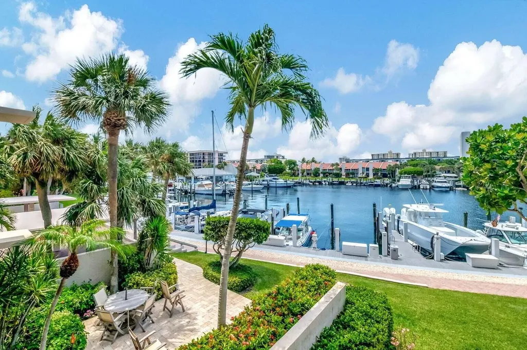 2707 N Ocean Boulevard Boca Raton FL 33431