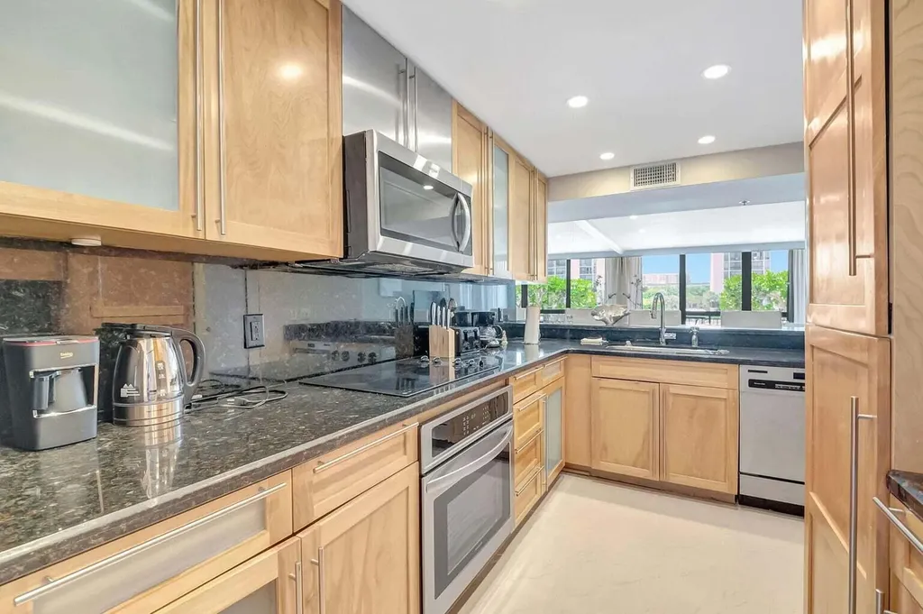 2707 N Ocean Boulevard Boca Raton FL 33431