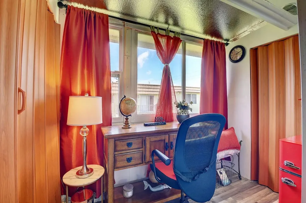 123 Saxony C Delray Beach FL 33446