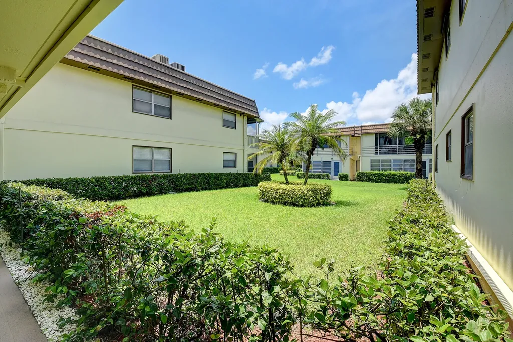 123 Saxony C Delray Beach FL 33446